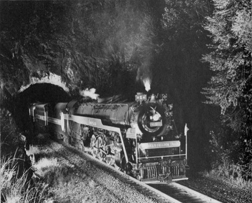 Train traveling through the Roseville Tunnel.